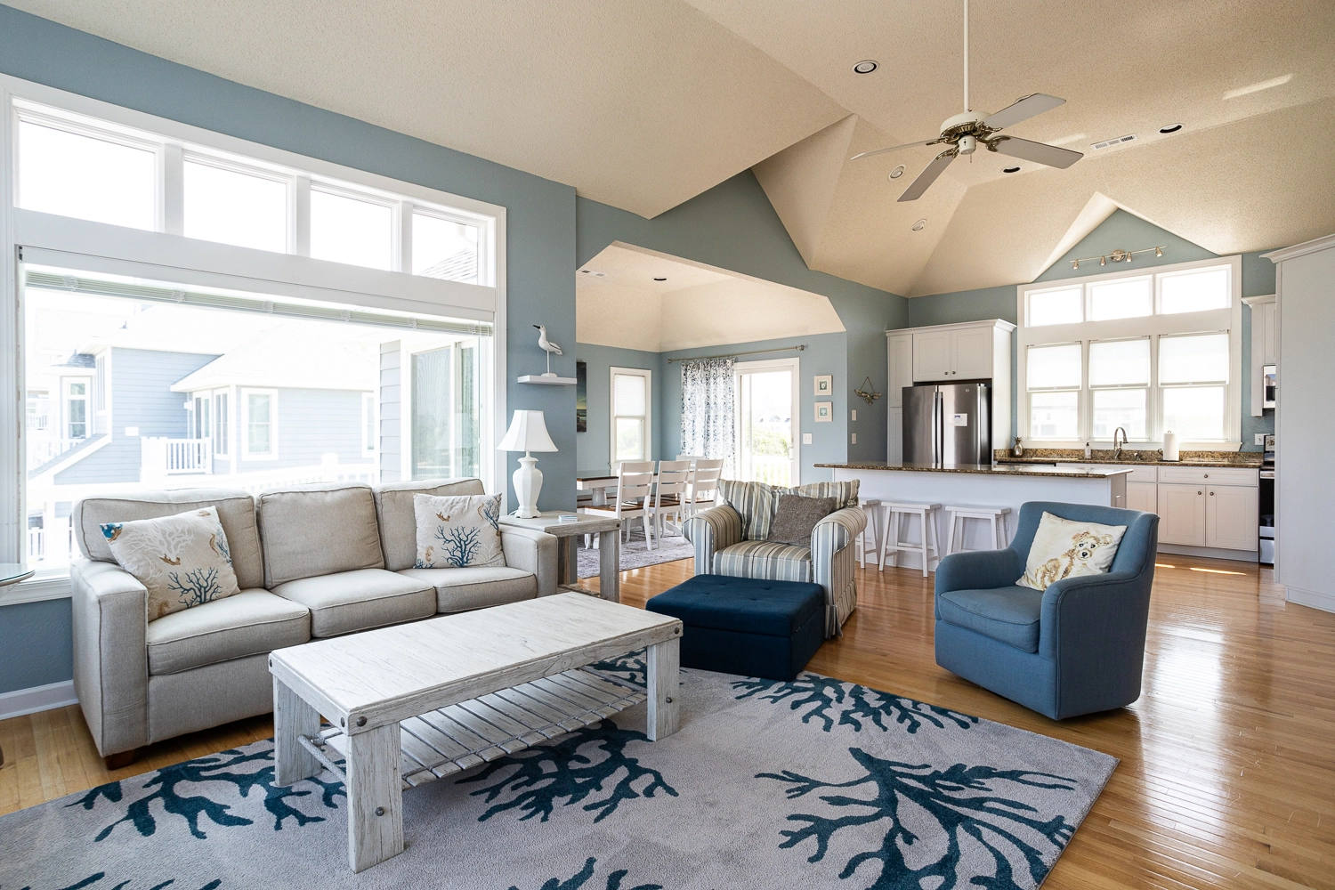 The Coast Is Clear property image