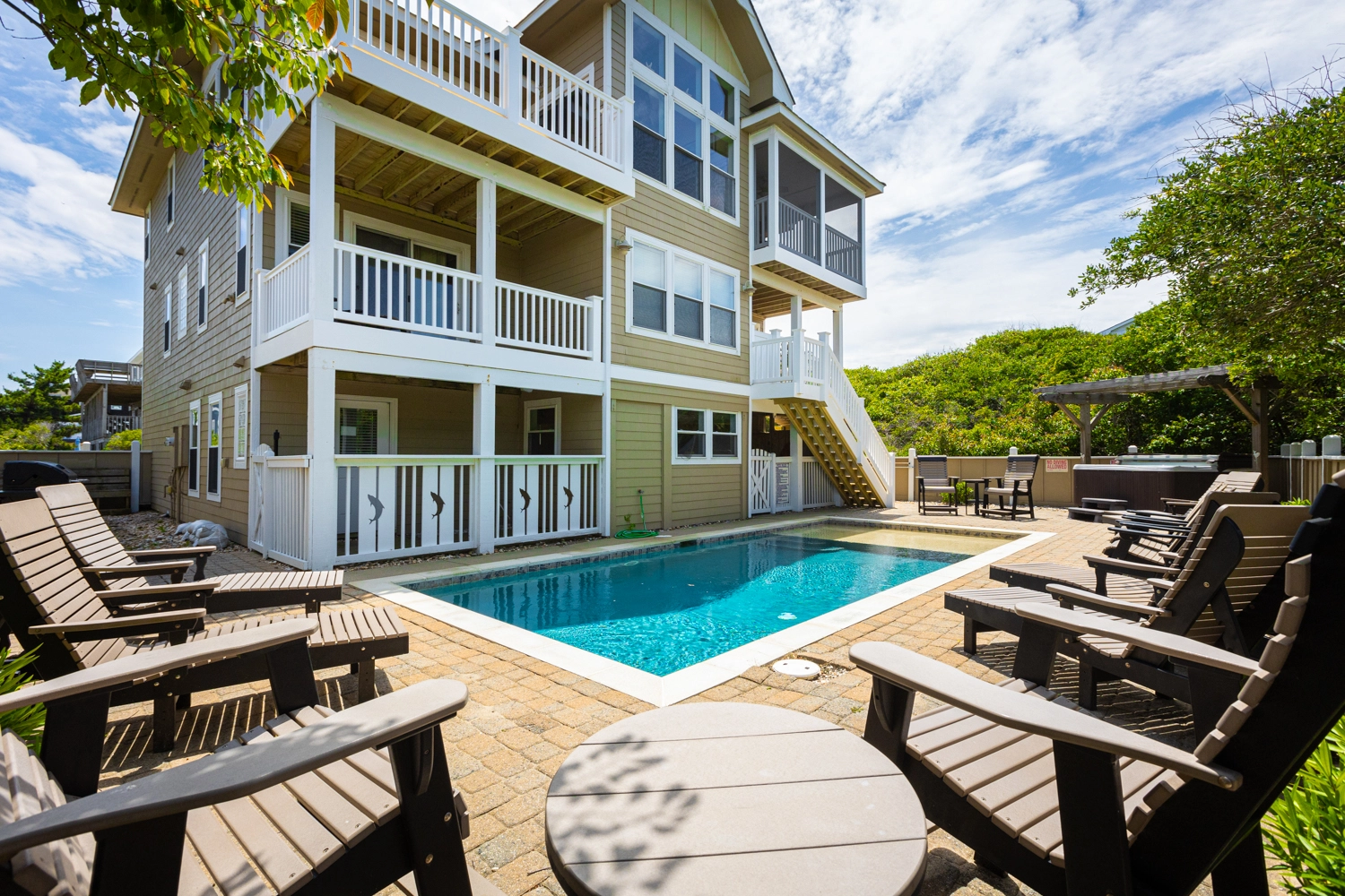 Beach Happy property image