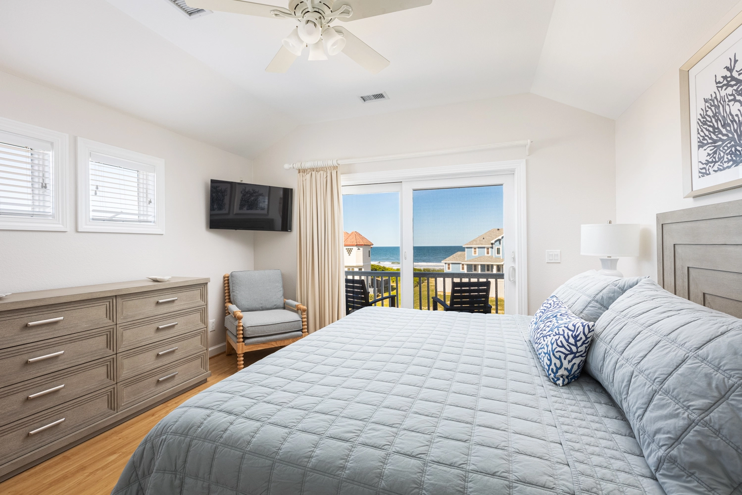 Aqua Vista property image