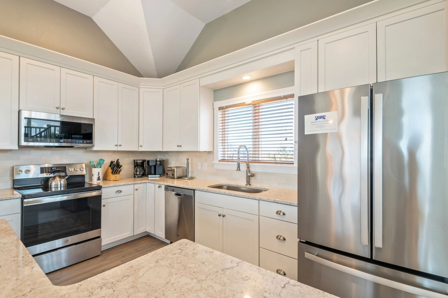 Smooth Sailing property image