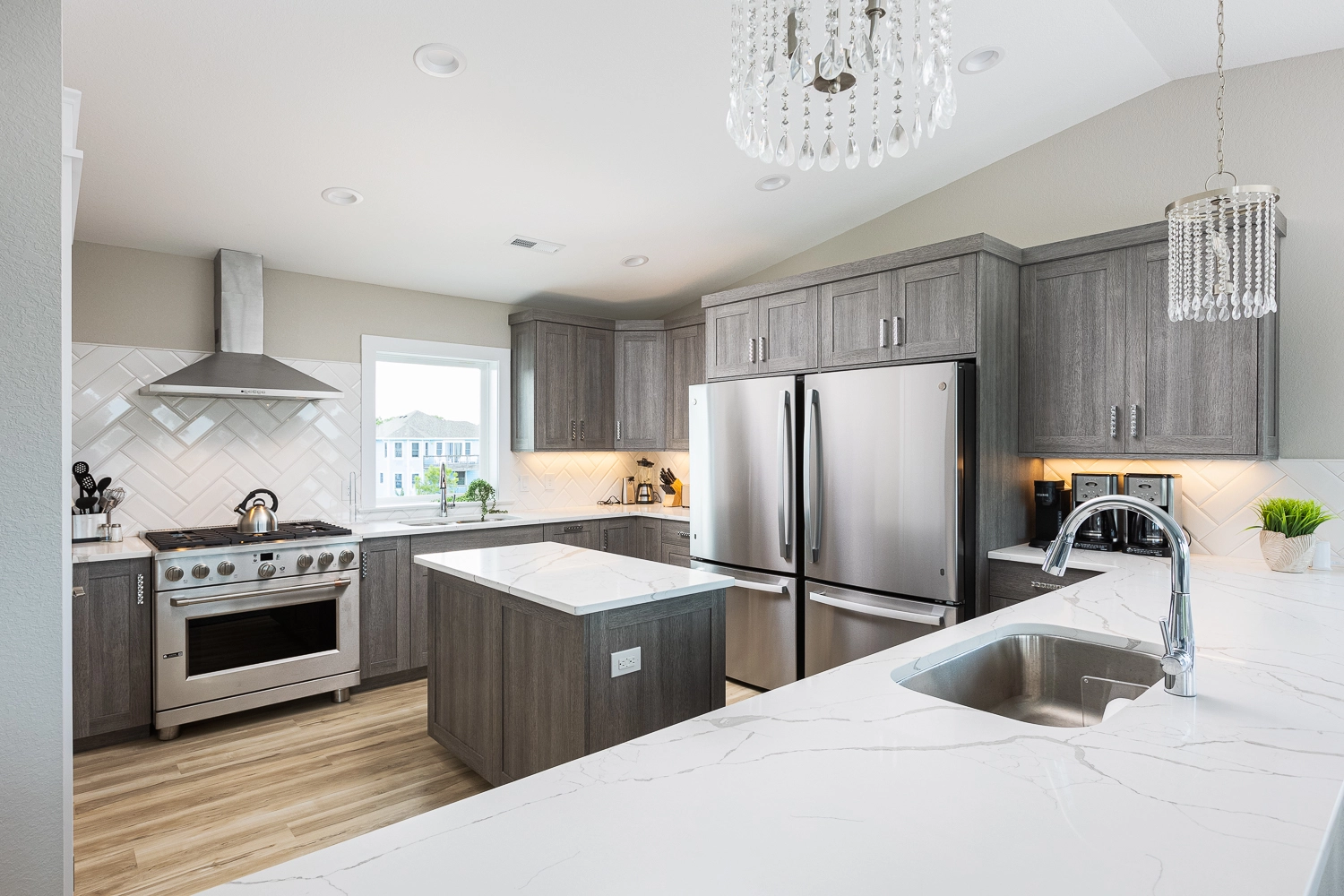 Ginny's Tonic property image