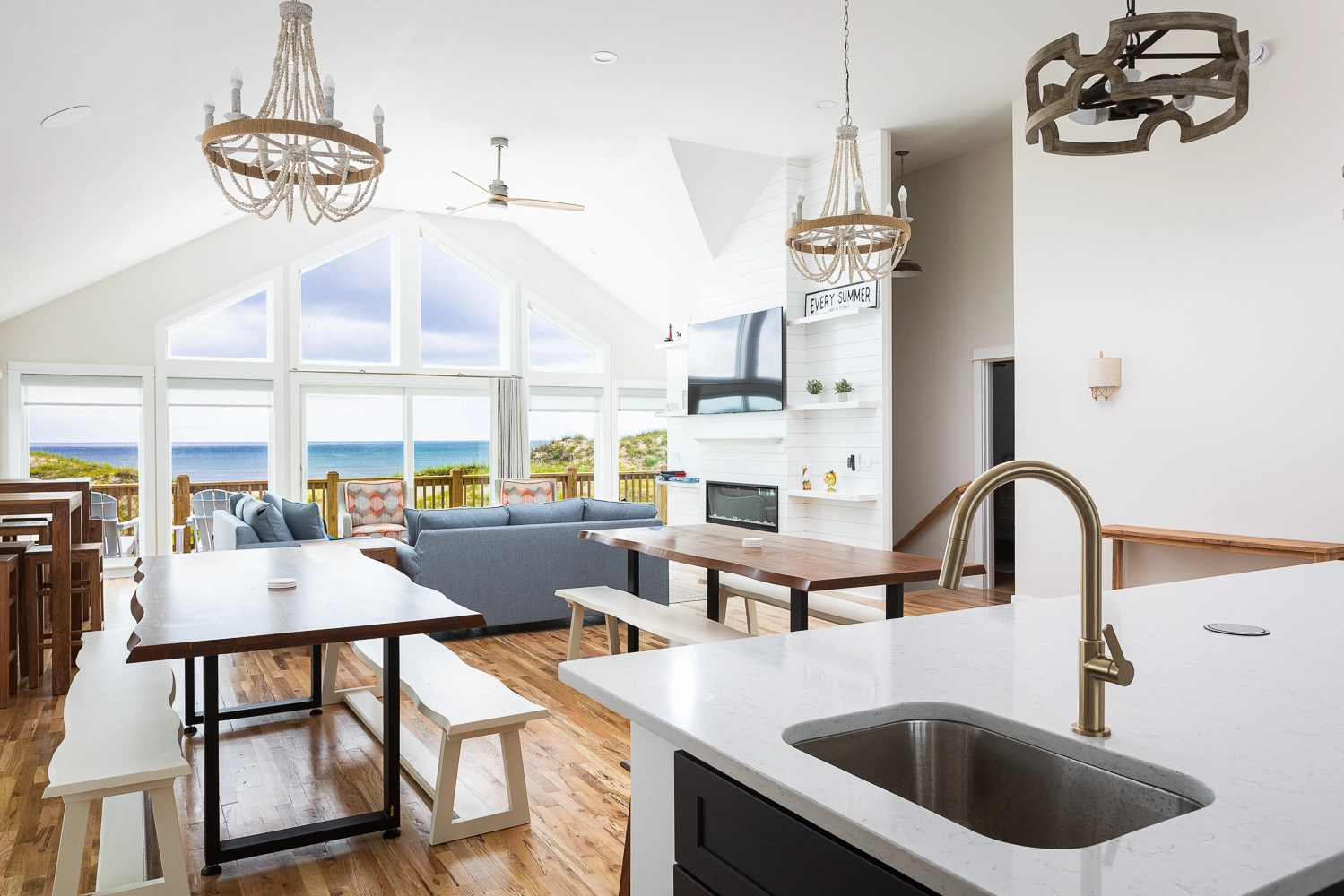 Ocean's Edge property image