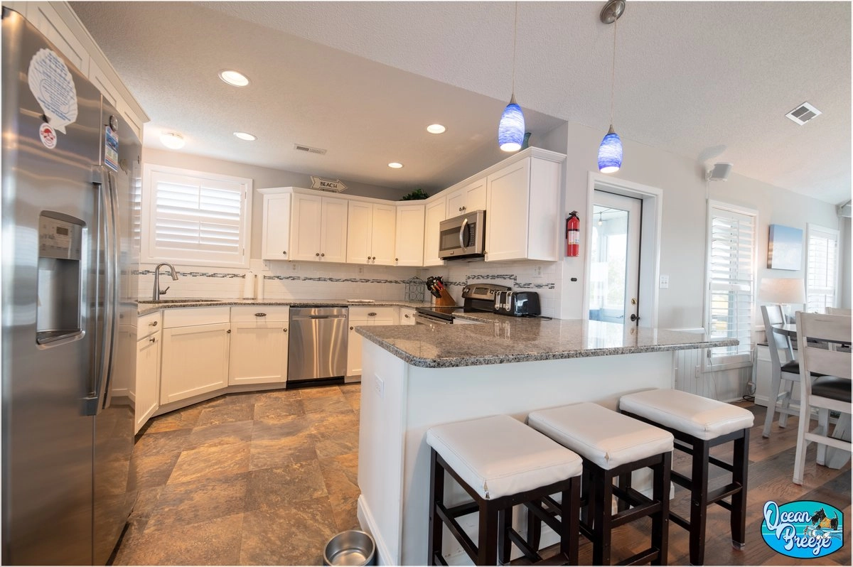 Ocean Breeze property image