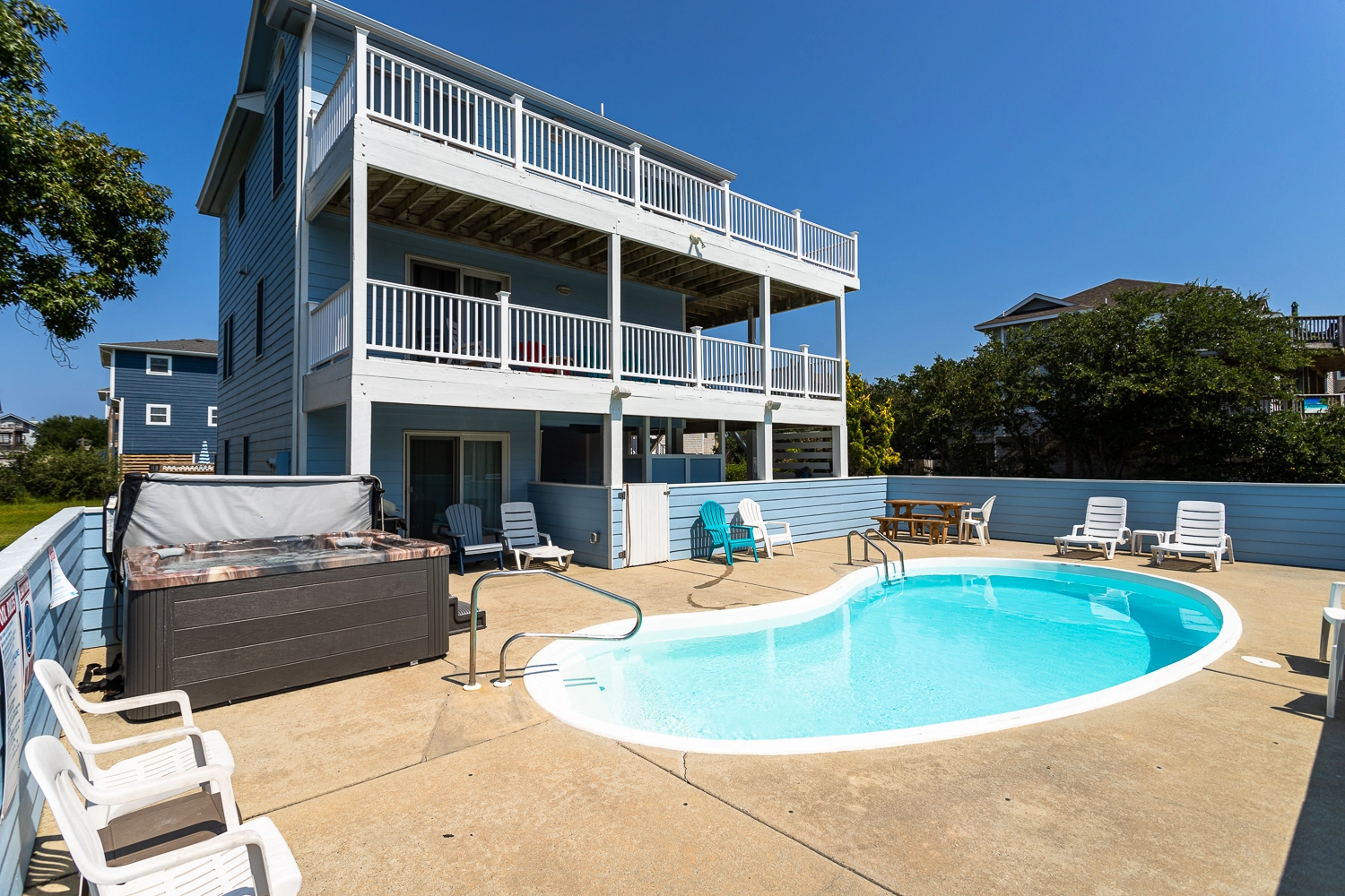 Cardinal's Cove property image