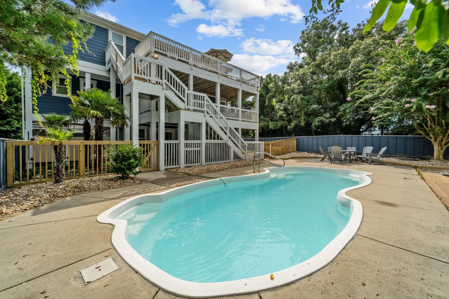 Glory Days property image