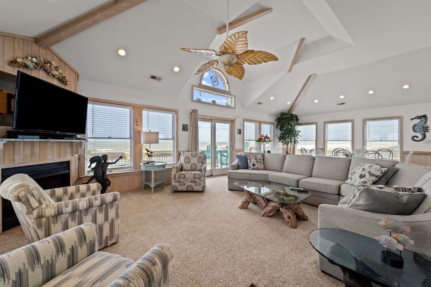 Sea Horsing Around property image