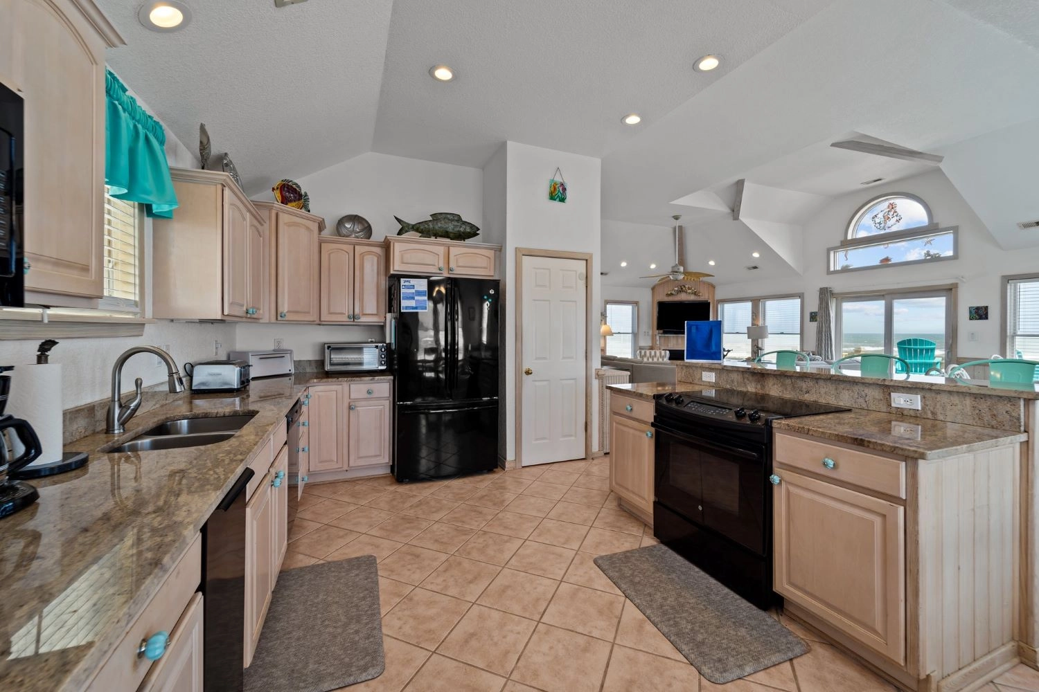 Sea Horsing Around property image