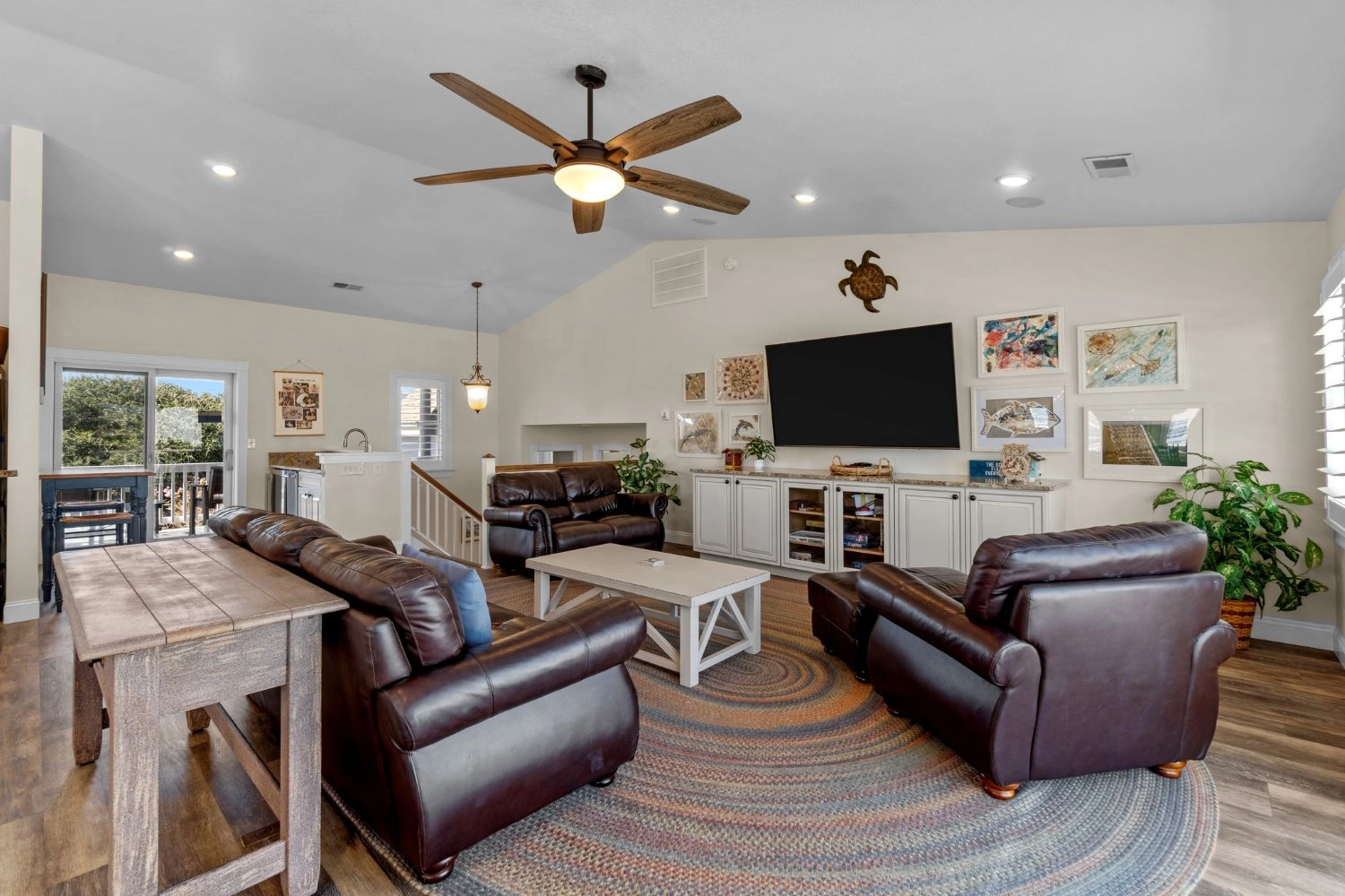 Sea Calls property image