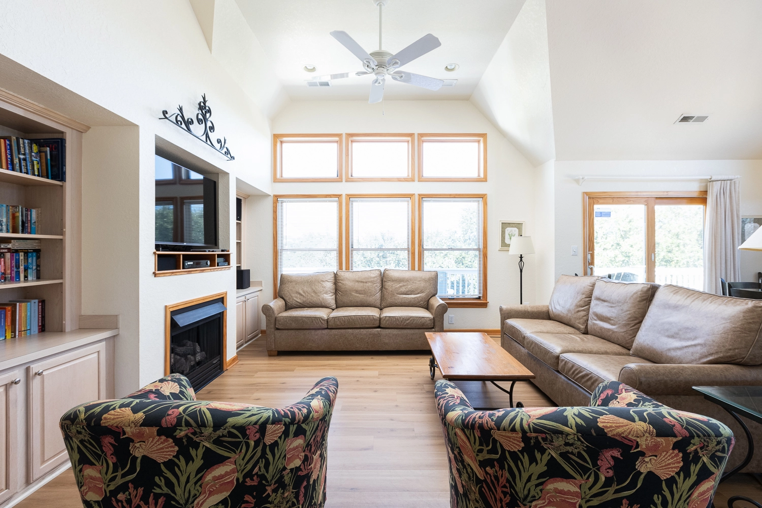 Come on in the Water property image