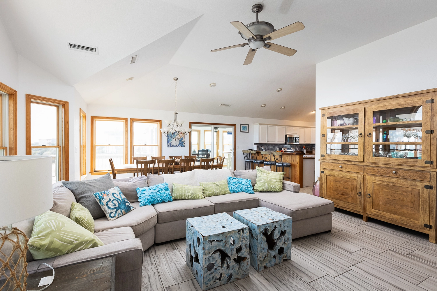 Grateful Waves property image