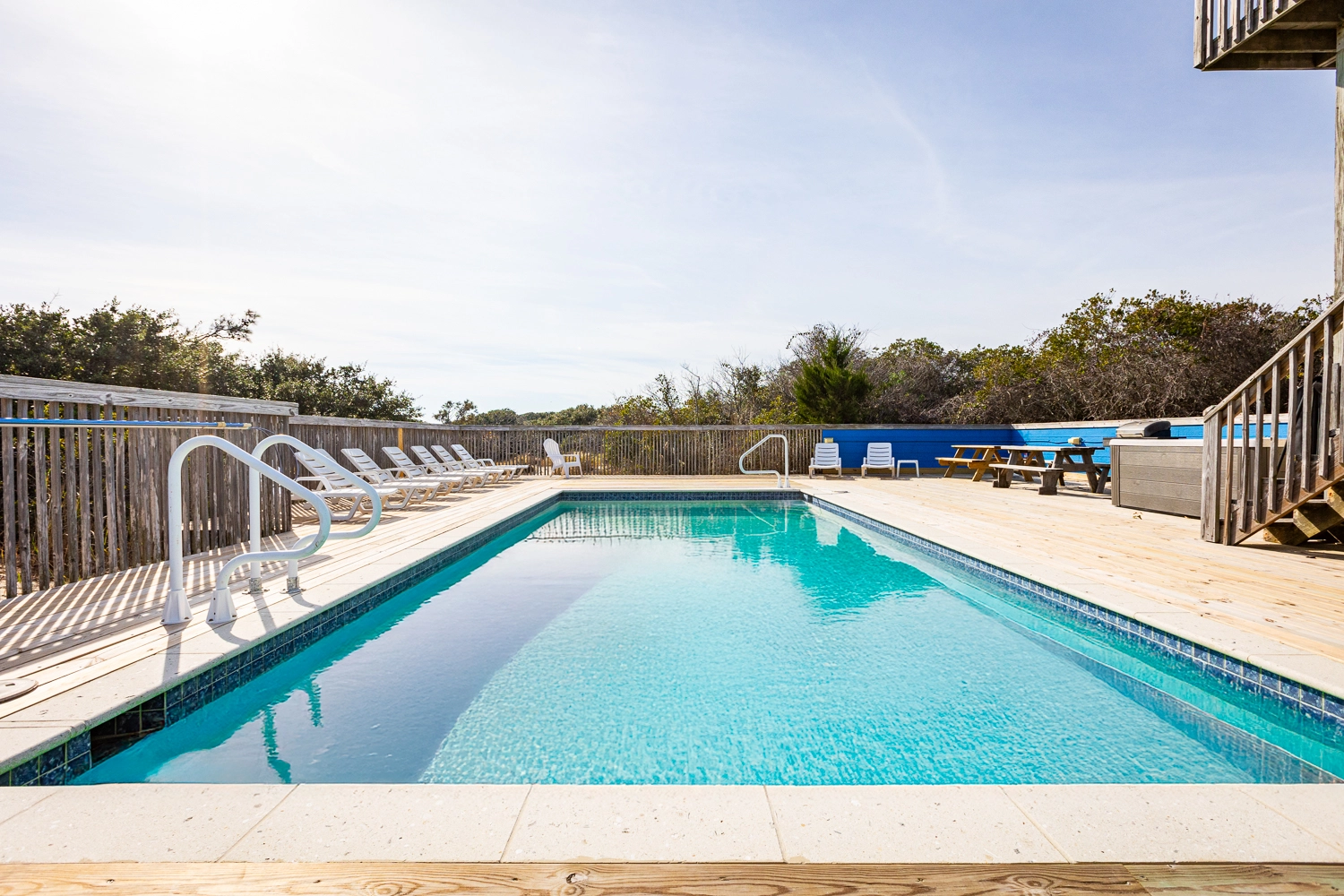 Somewhere in the Sun property image