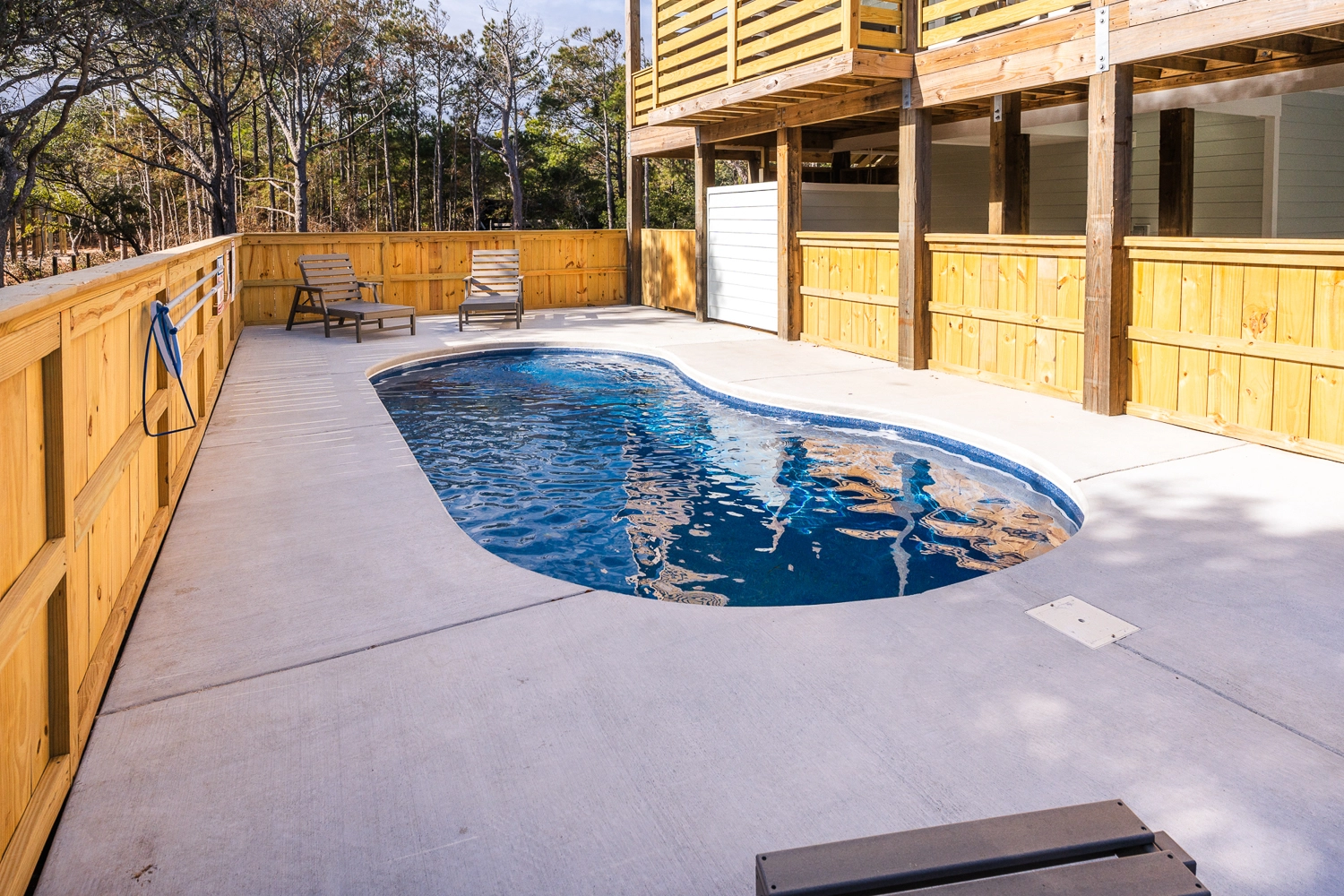 4 Shore property image