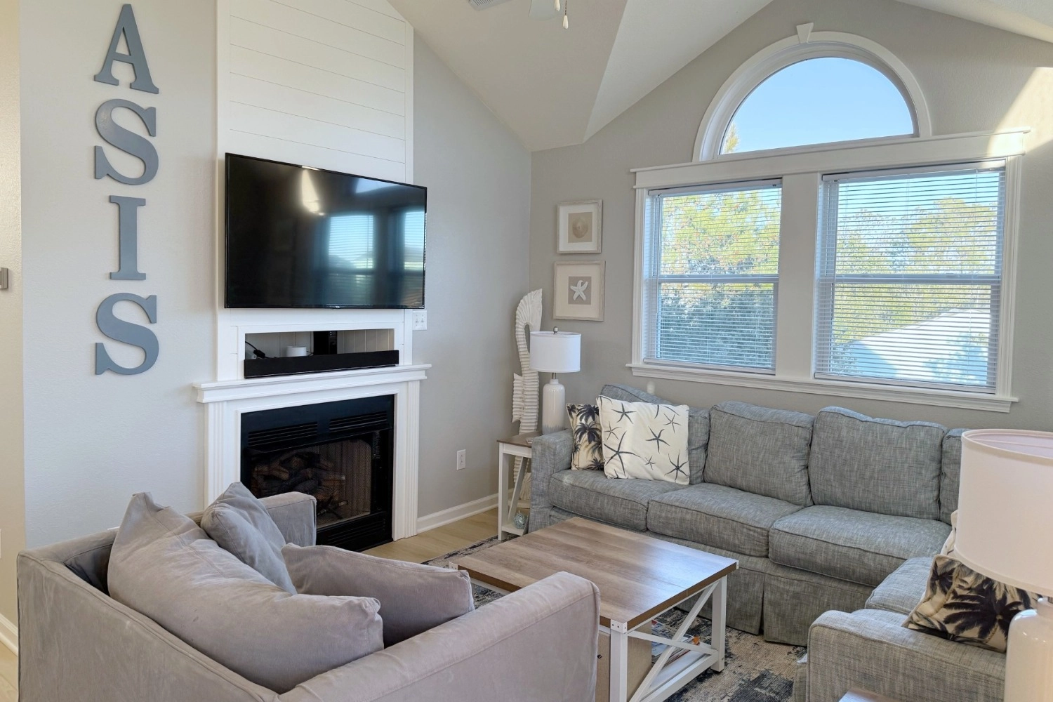 Oasis I property image