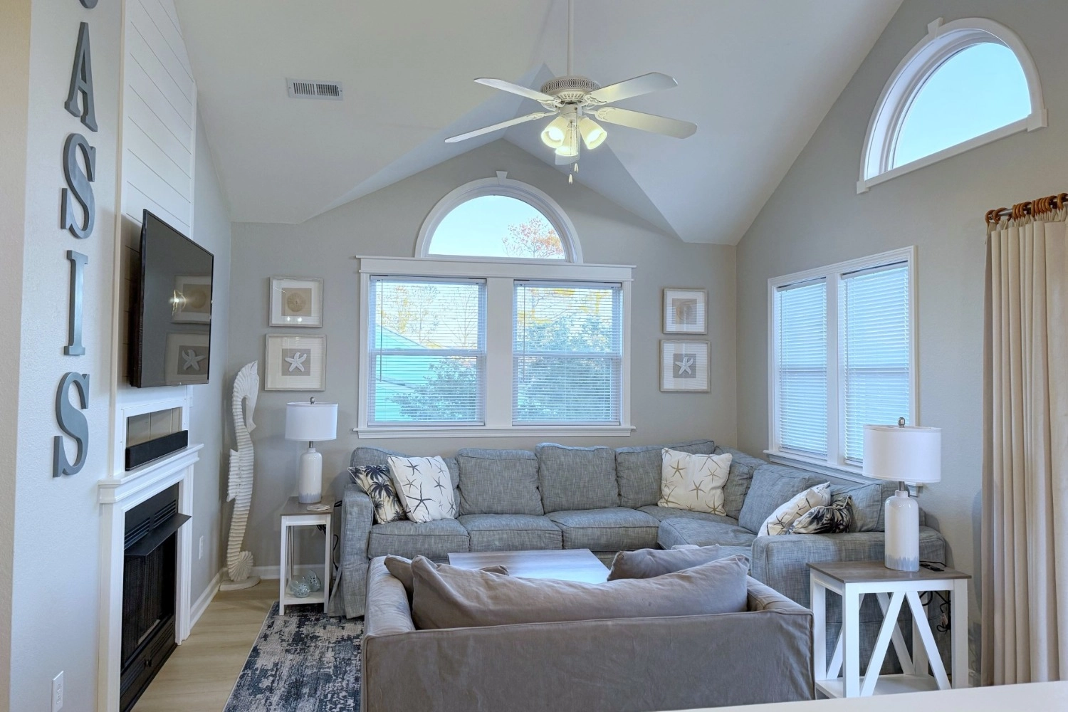 Oasis I property image