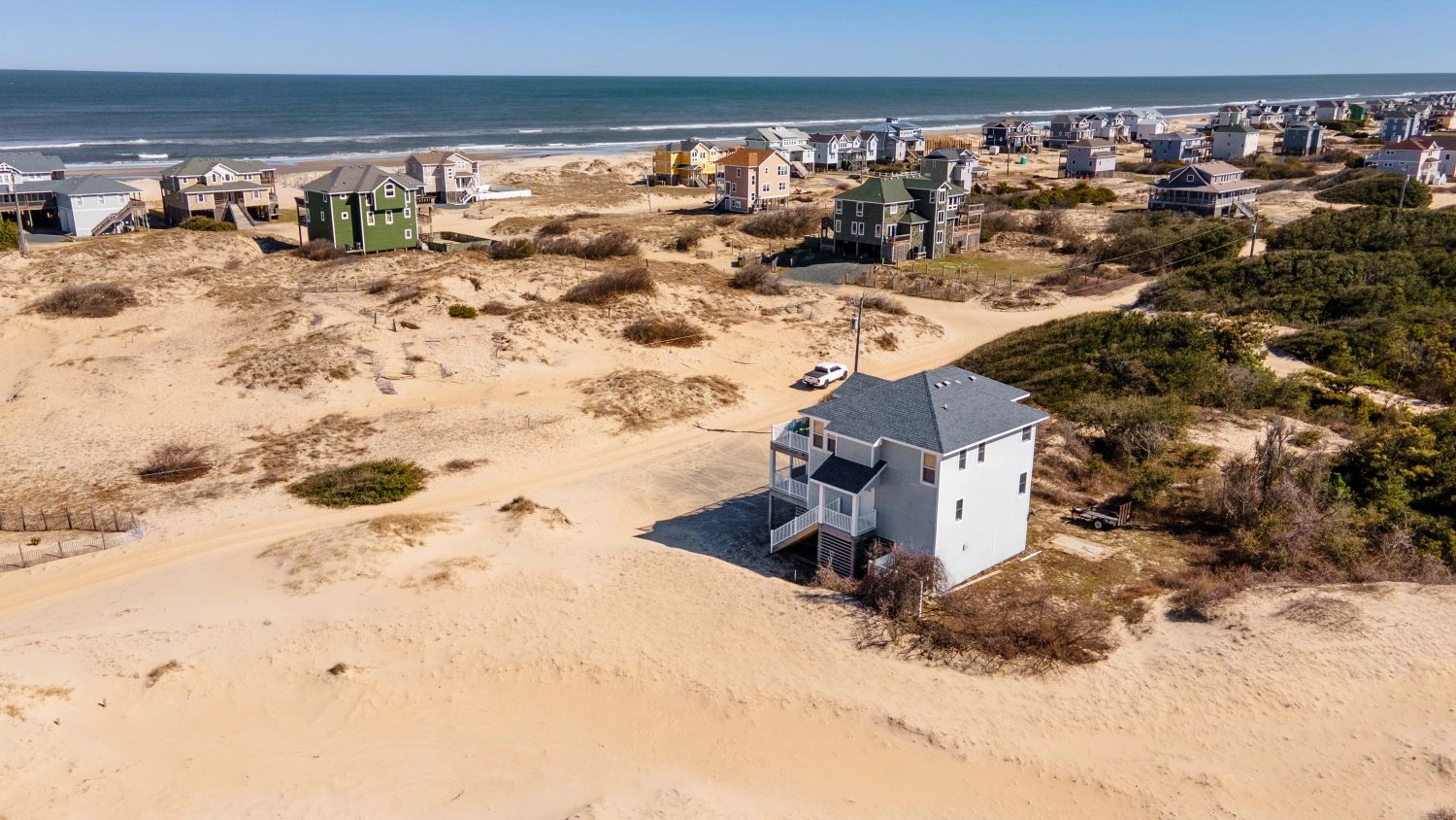 Dolphins’Tude property image