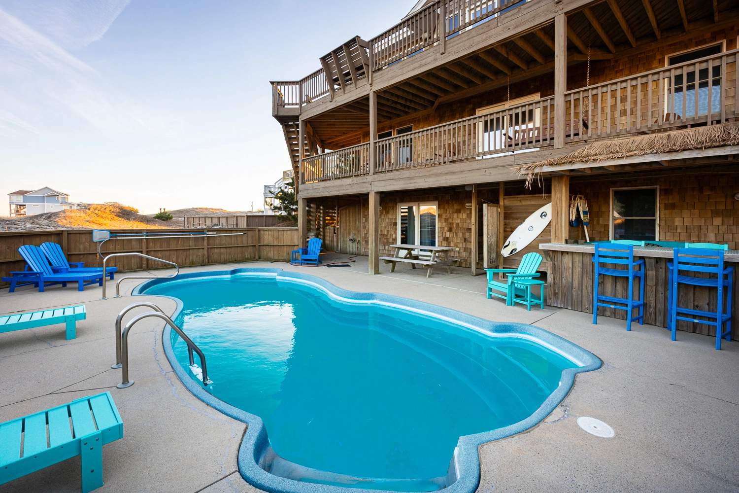 Beyond the White Breakers property image