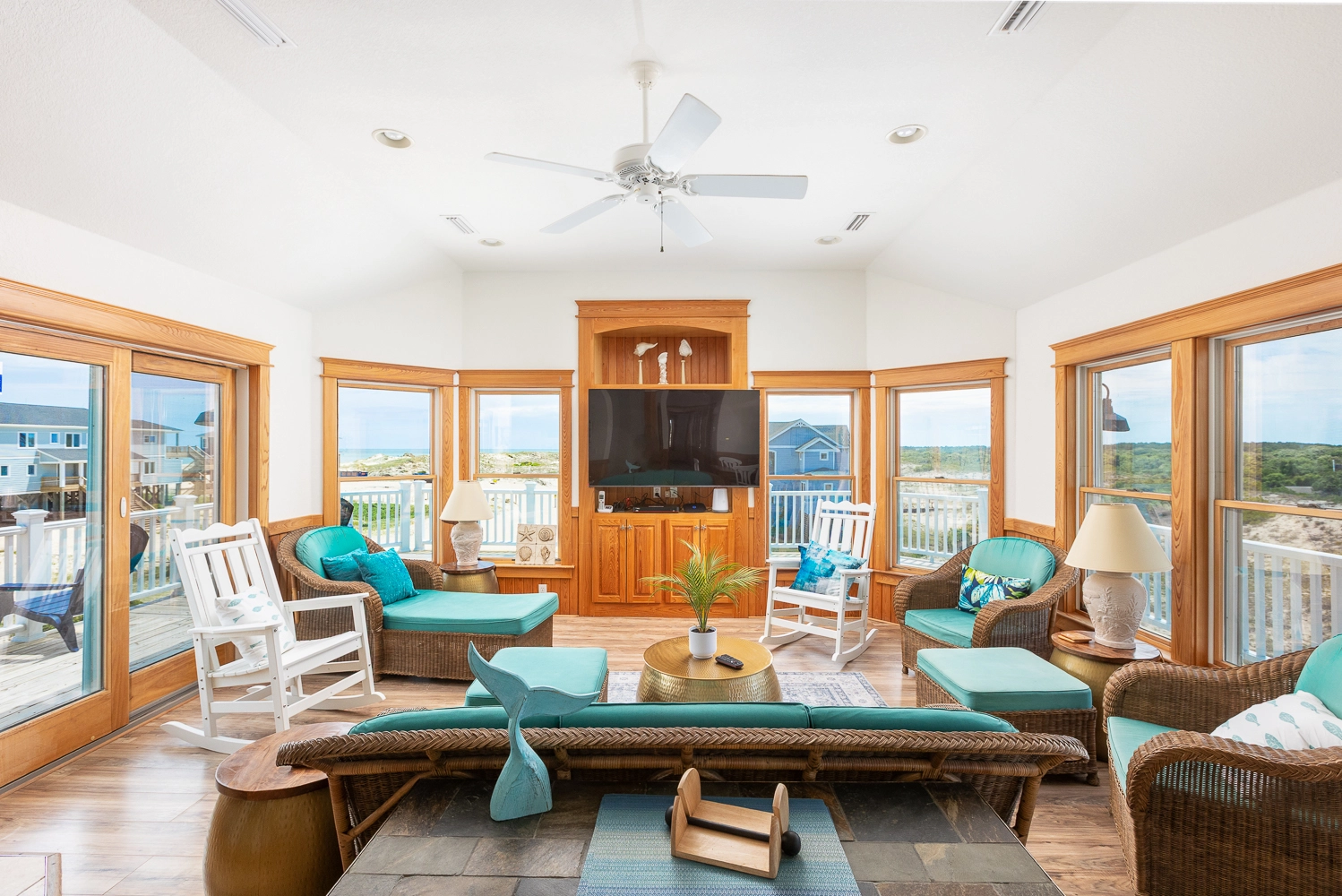 Kissed by the Wind property image