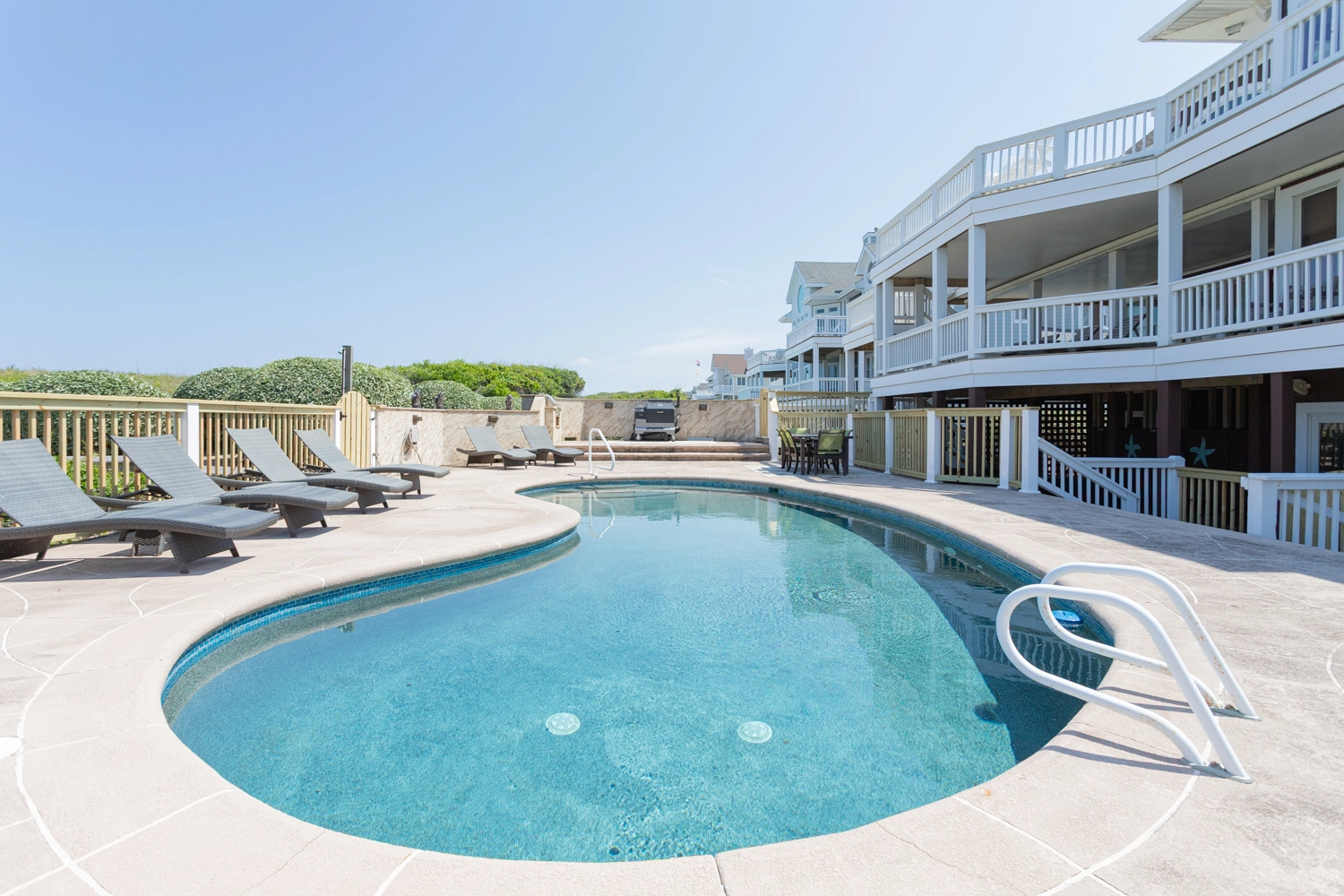 Low Key property image