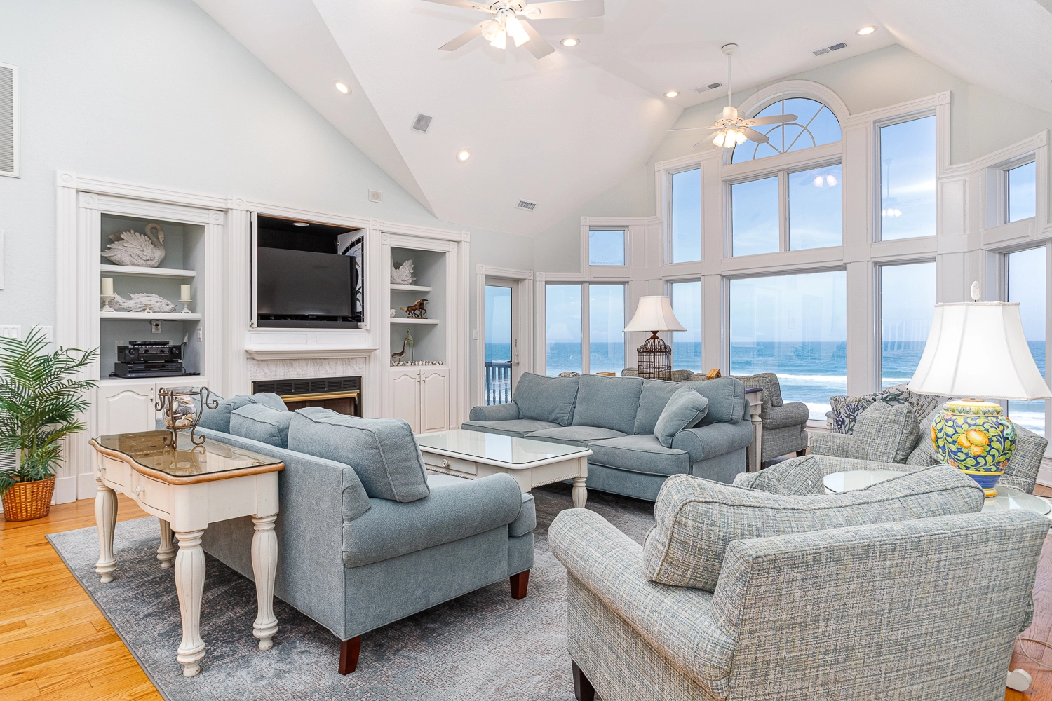 Voulez-Vous property image