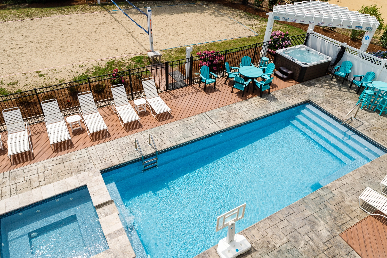 Toes In The Water property image