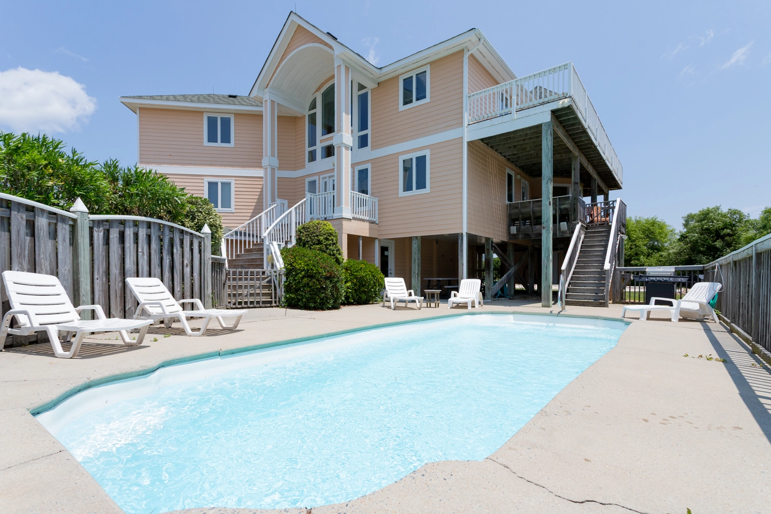 Just Peachy property image