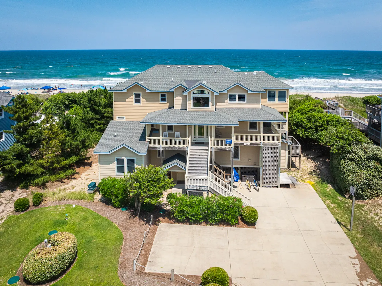 Surf's Up Whalehead property image