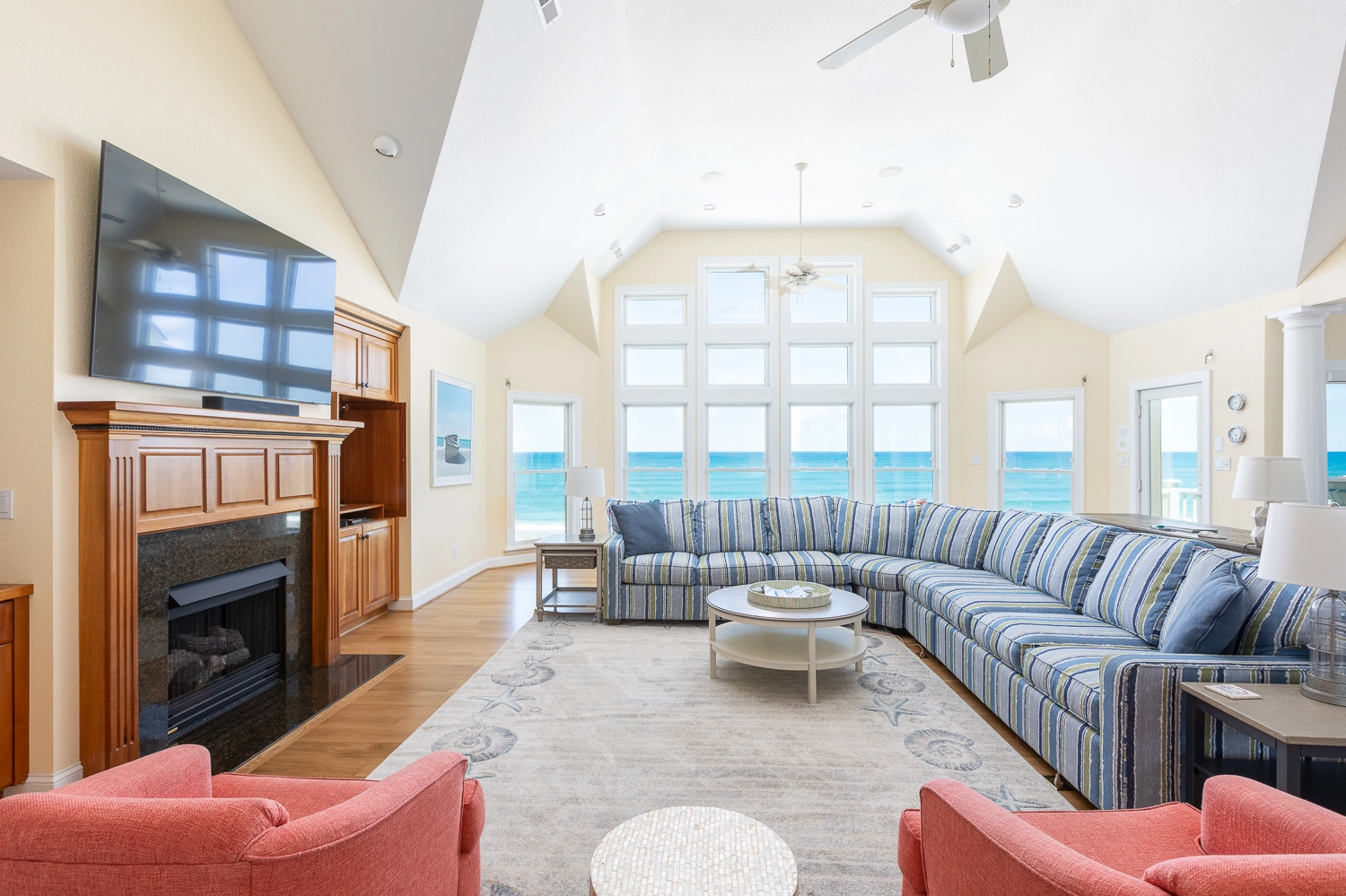 'Tis the Sea Sun property image