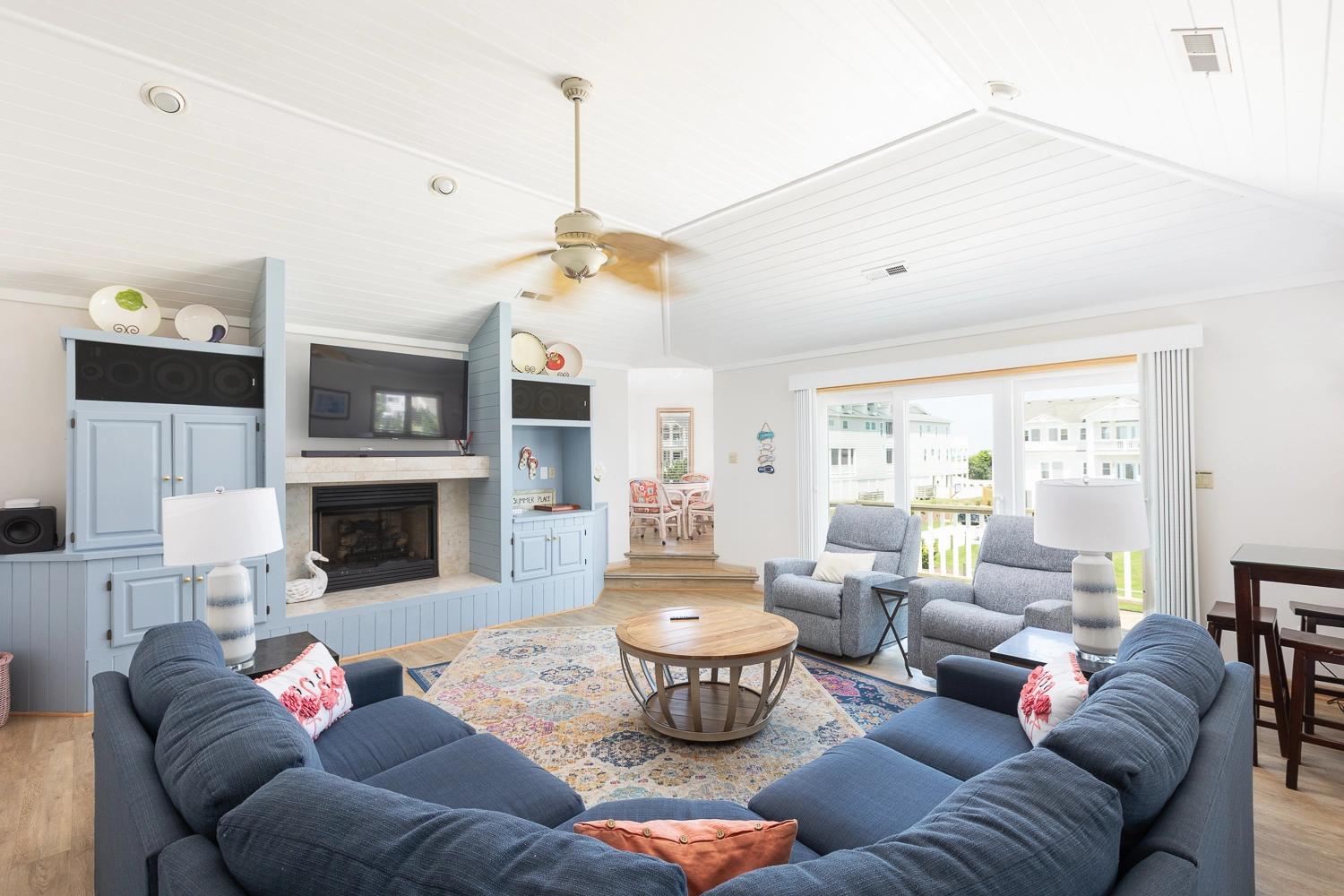 Vintage Views property image