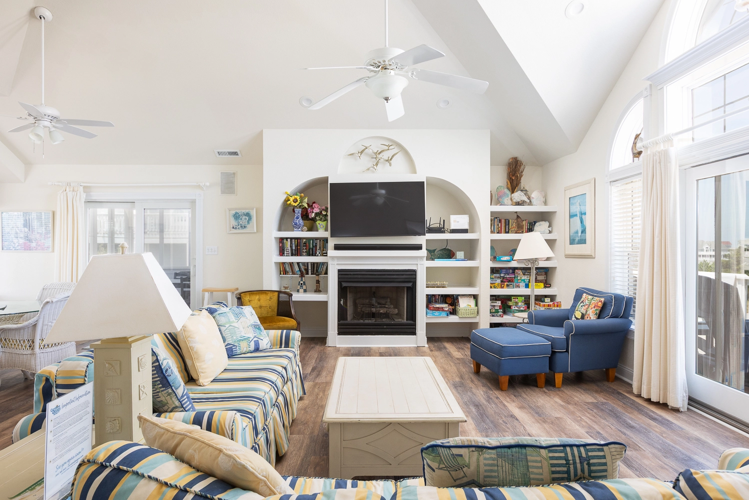 Cloud 10 property image