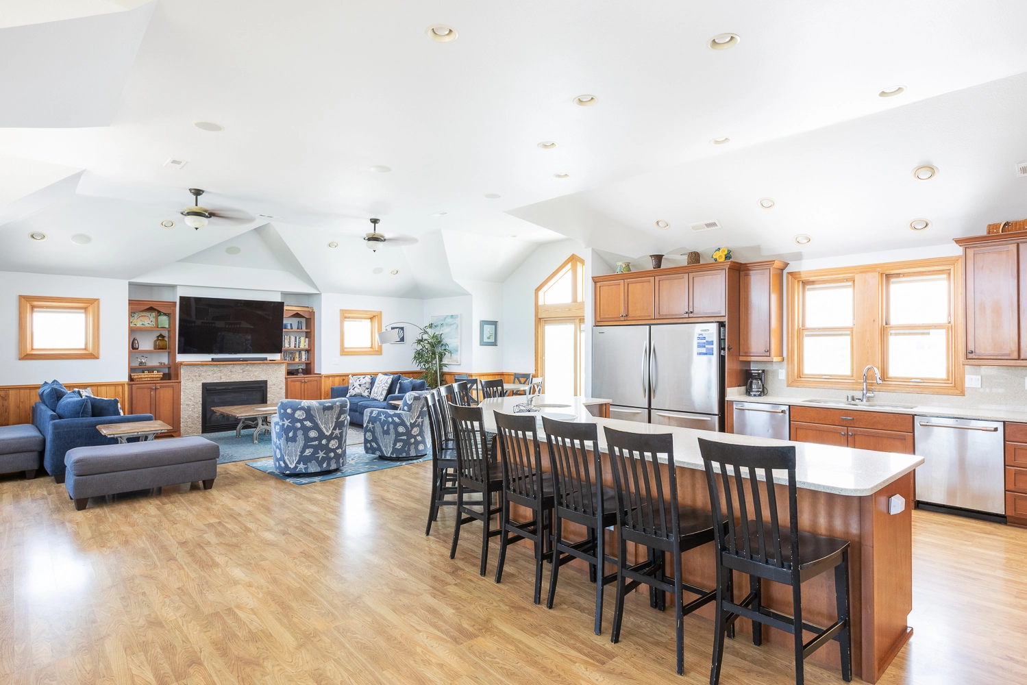 Ocean's 10 property image