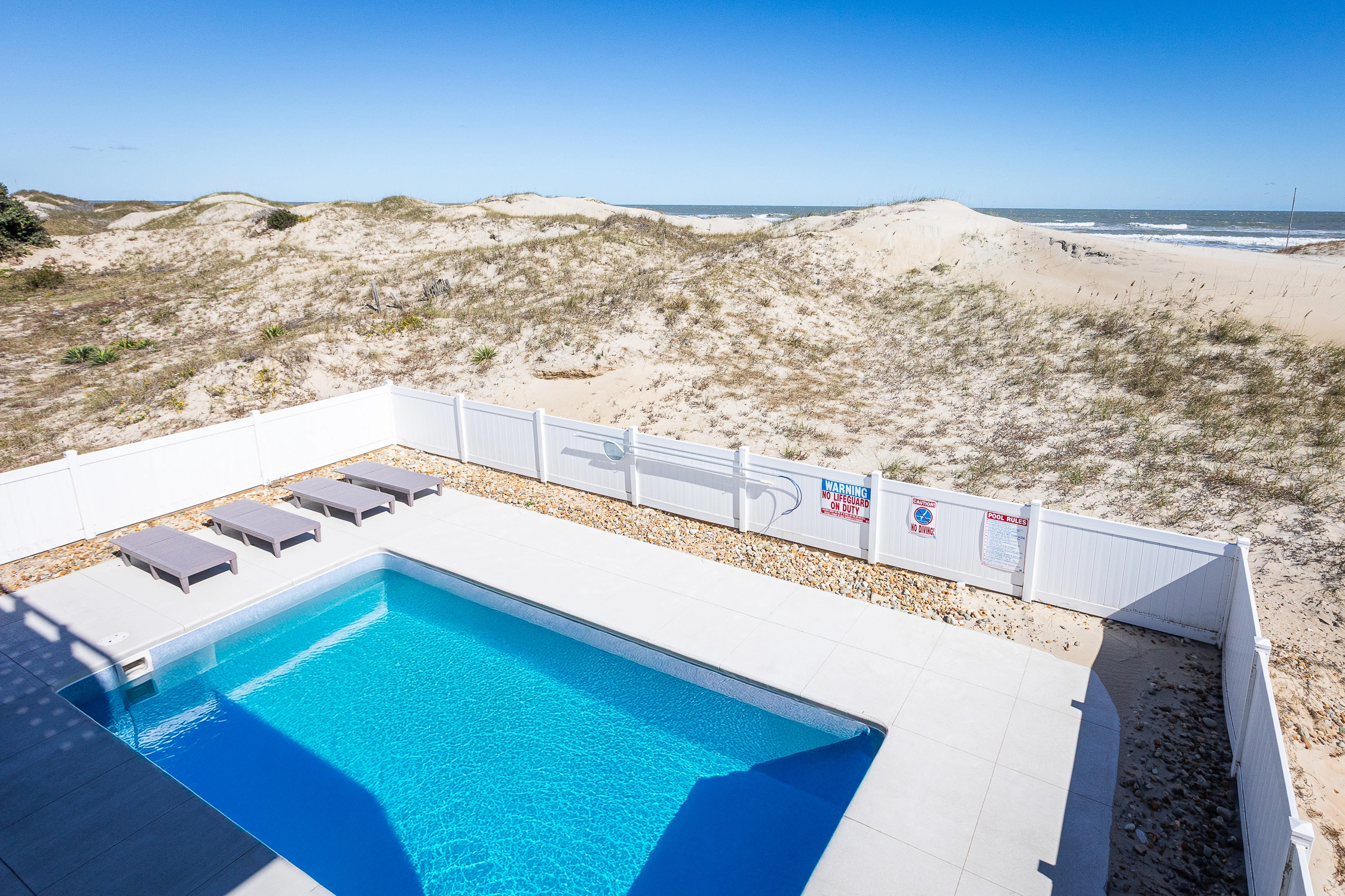 Tides And Tanlines property image