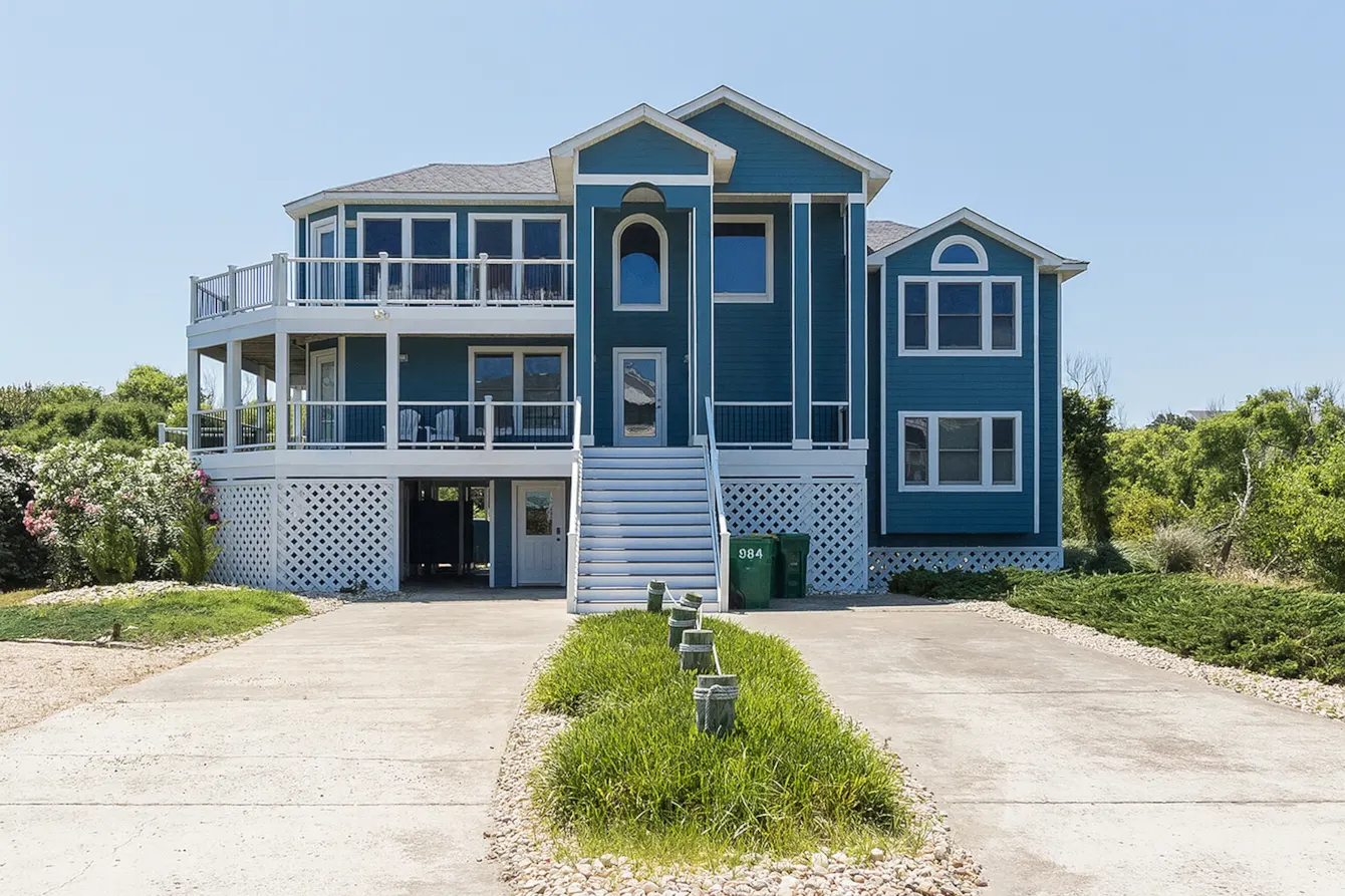 Moonstruck property image