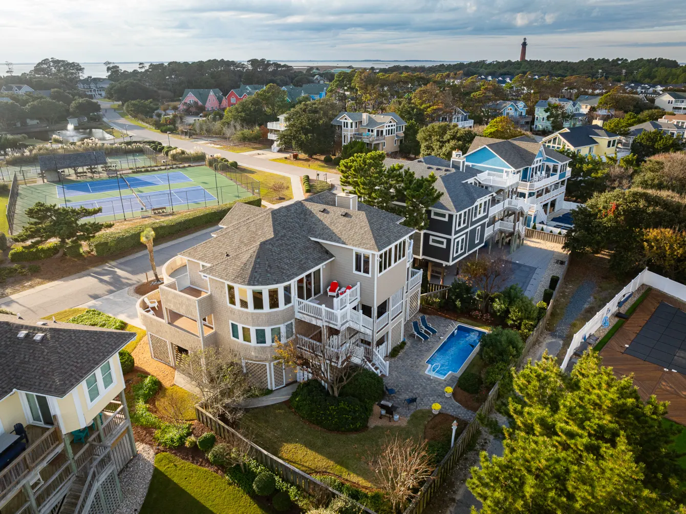 OBX Upper Decks property image