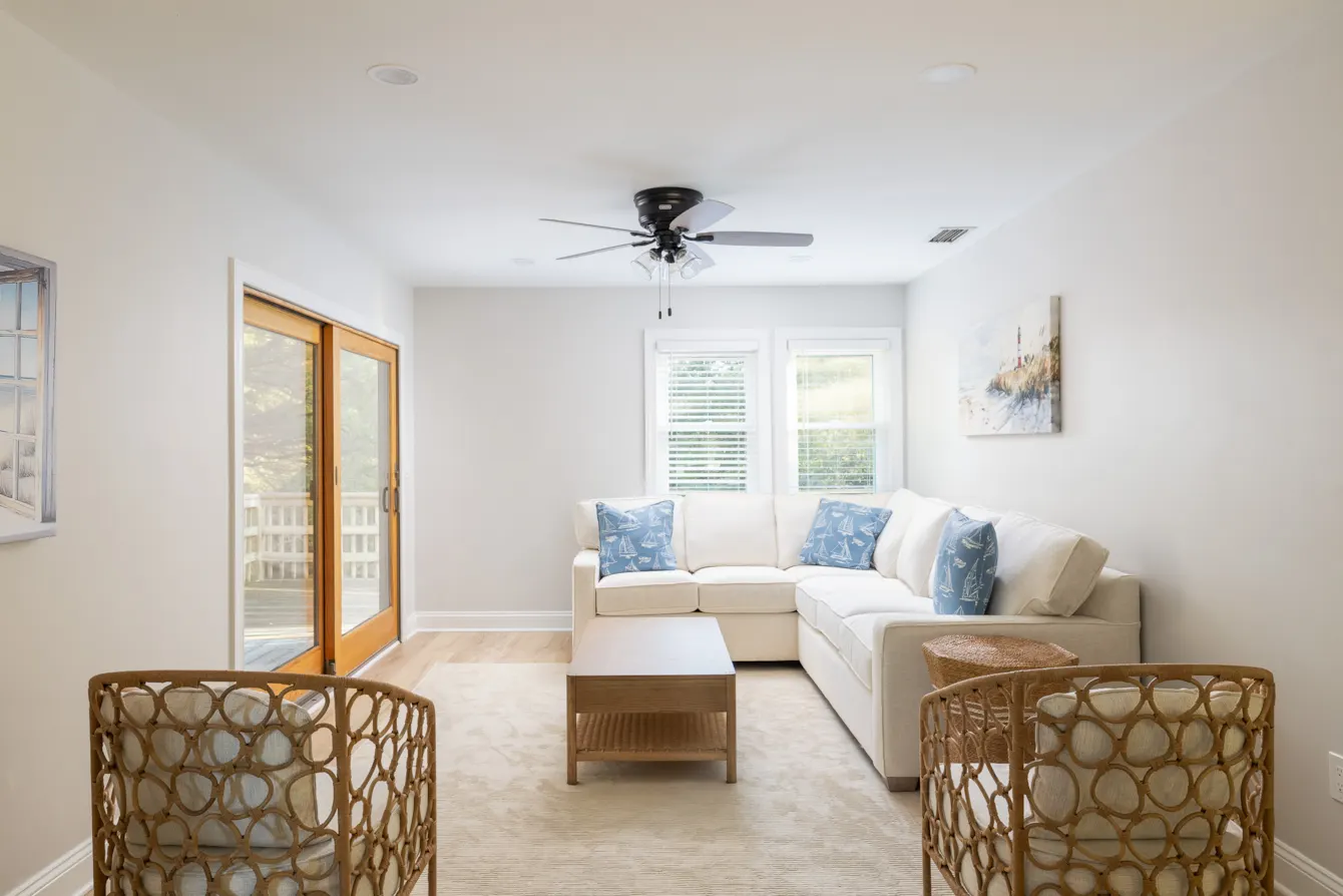 Modern Magnolia property image