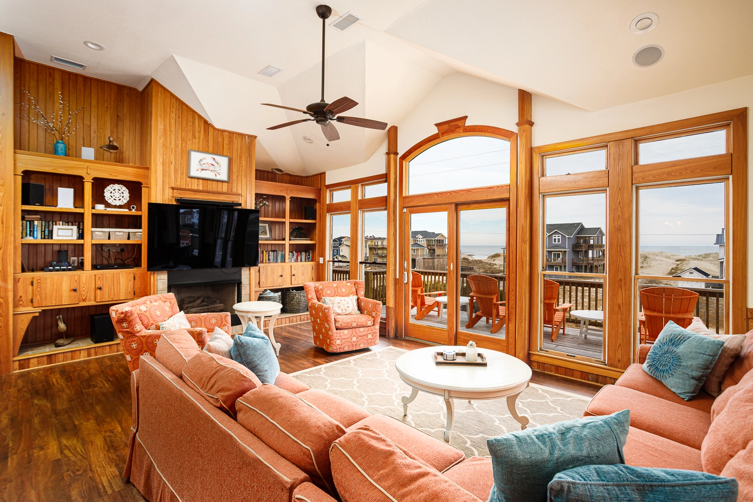 Orange Moon property image