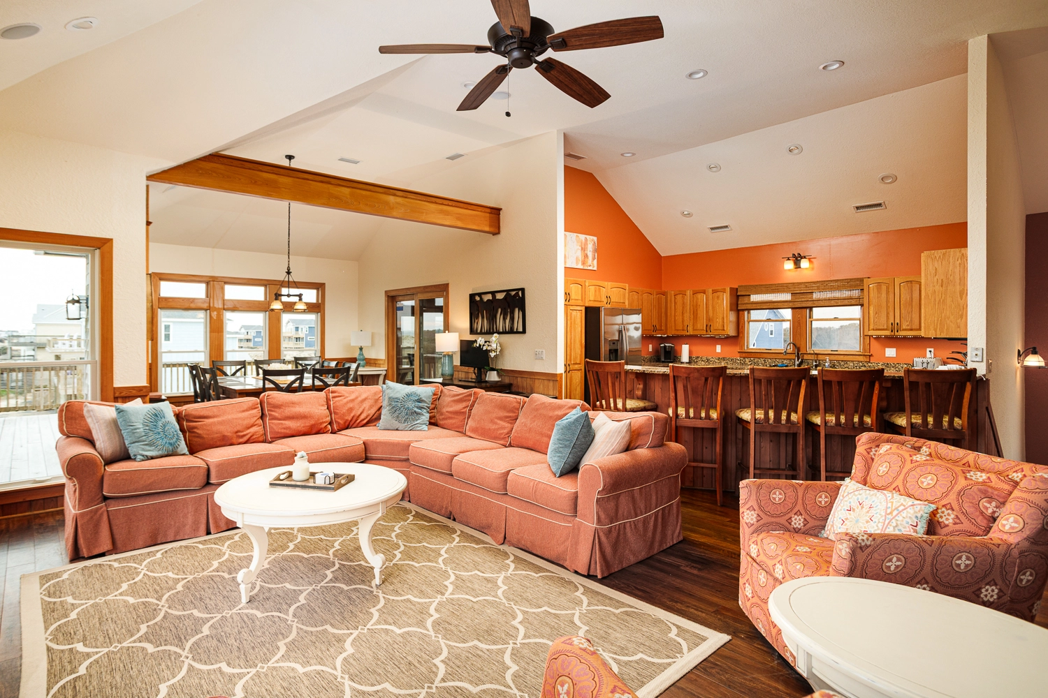 Orange Moon property image