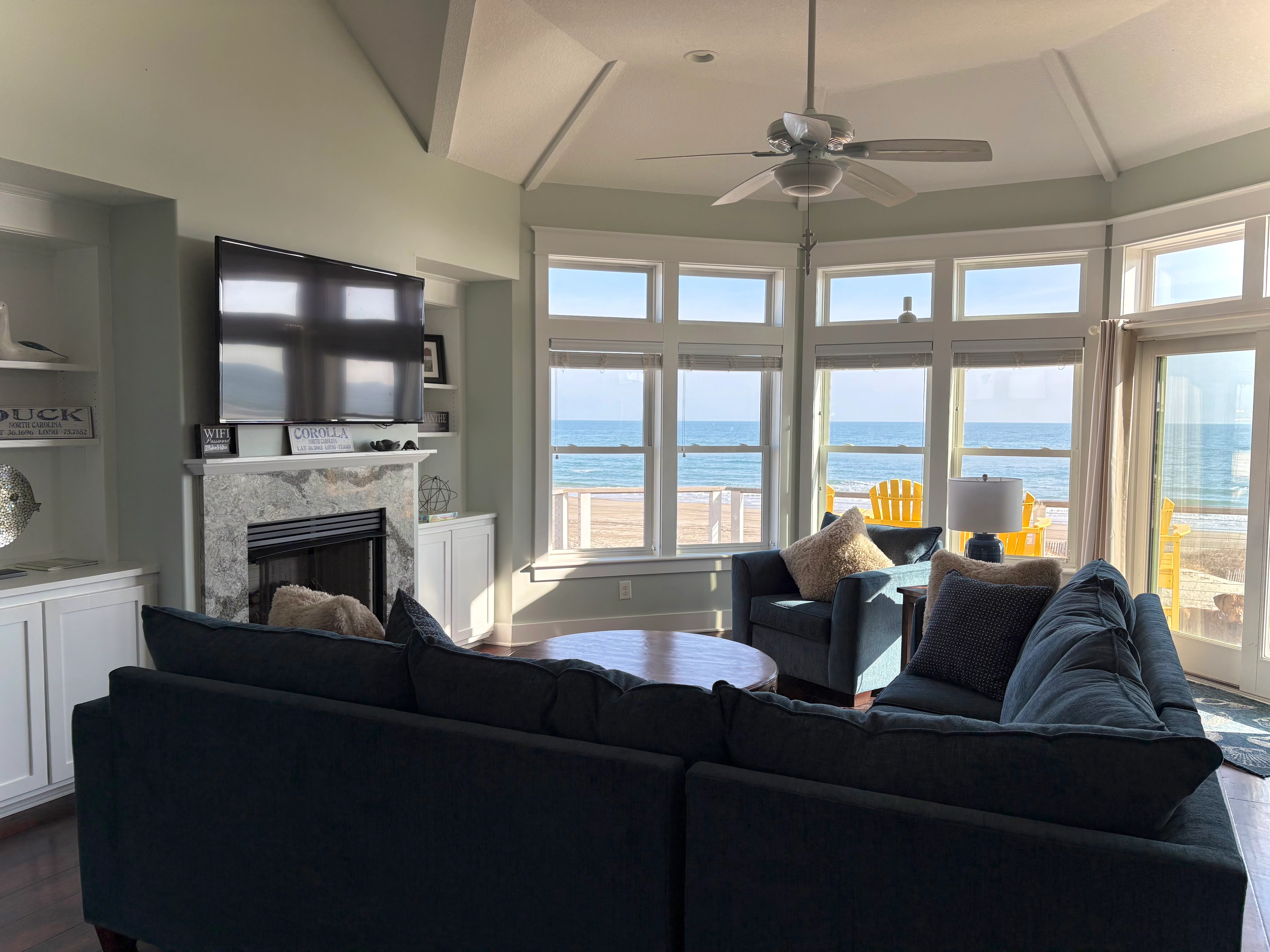 Wave on Wave property image