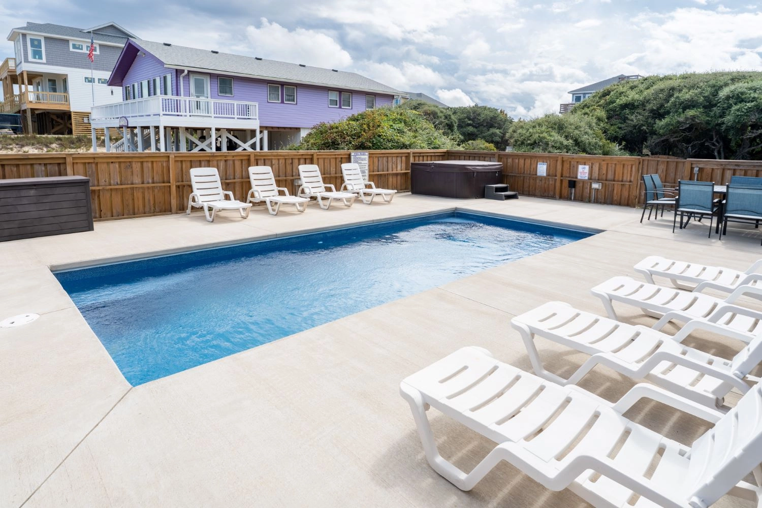 Seas the Day 4x4 property image