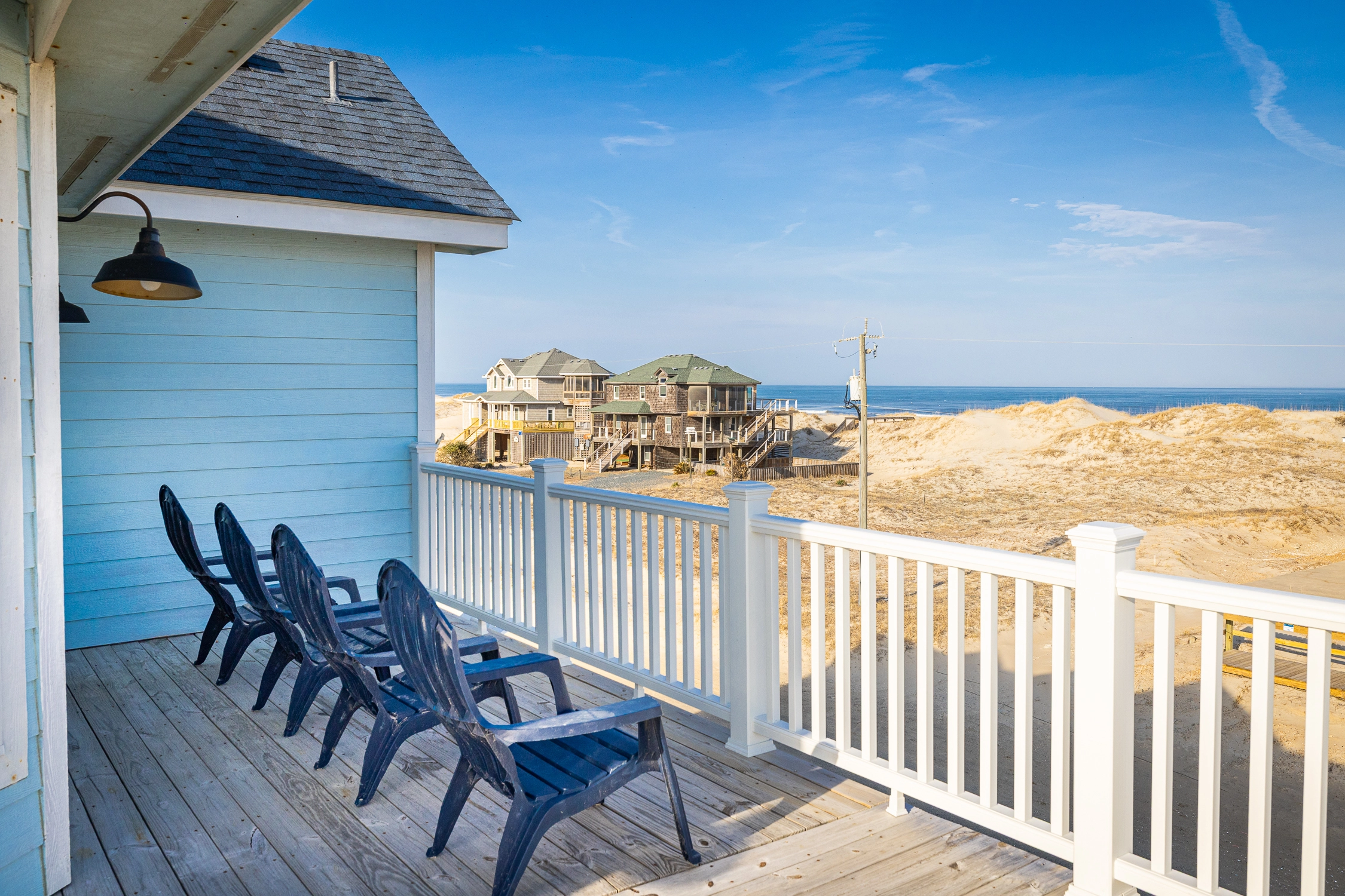 Kissed by the Wind property image