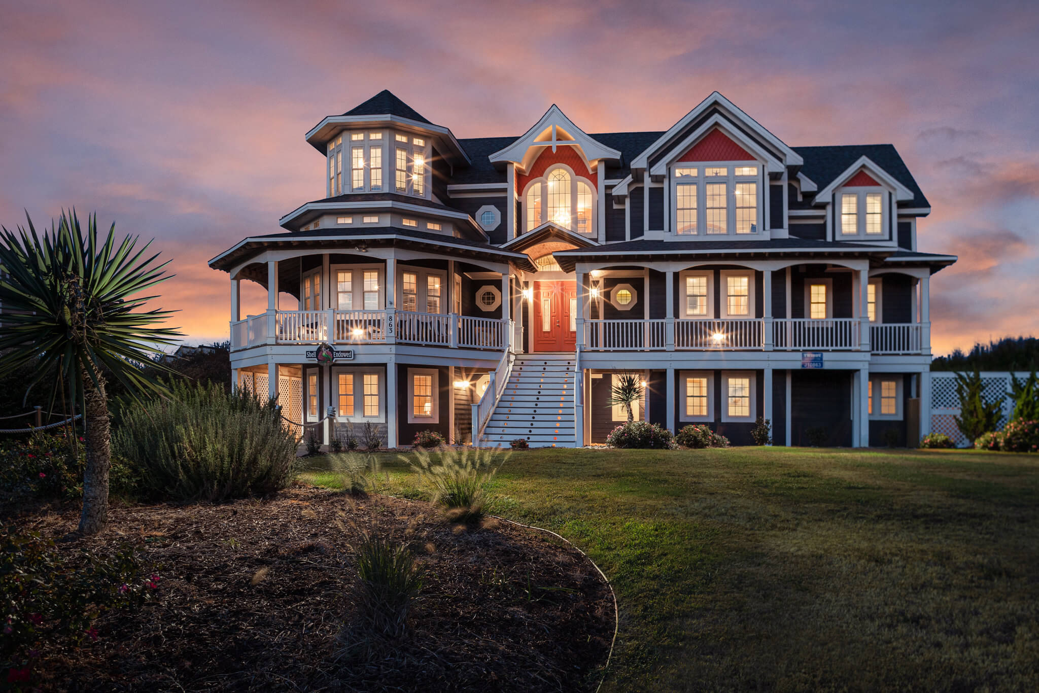 Outer Banks Large Homes