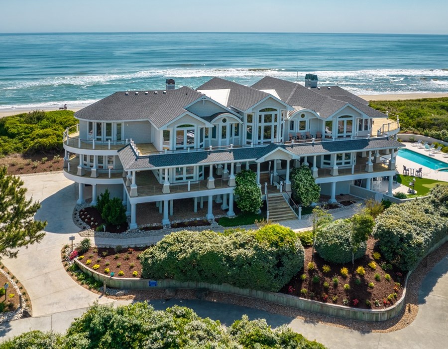 Outer Banks Large Homes